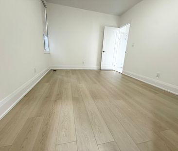 For Lease - 1087 GERRARD Street Unit# Main, Toronto, Ontario - Photo 3