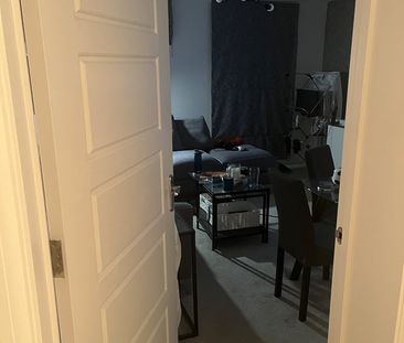 2 Bed Flat, Hengrove Way, BS4 - Photo 2