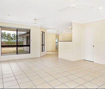 13 Lakewood Avenue, Kirwan - Photo 1