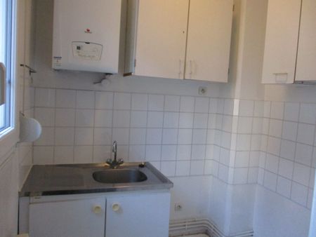 RUE DES POISSONNIERS, Reims - Photo 2