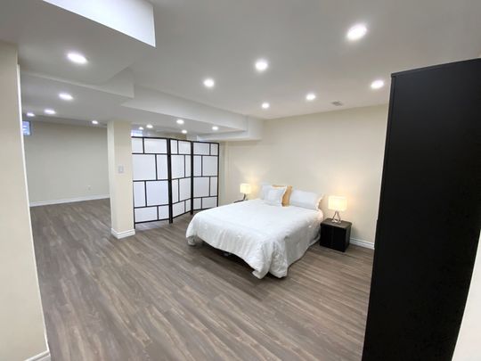 For Lease - 4640 Doug Wright Drive Unit# Bsmt, Burlington, Ontario - Photo 1