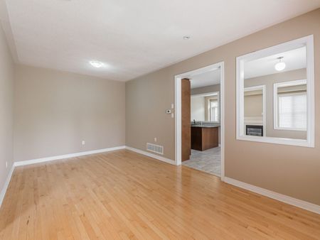 For Lease - 69 Princess Diana Drive Unit# Upper, Markham, Ontario - Photo 3