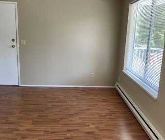 2bdrm apt 2180 mckenzie road - Photo 2