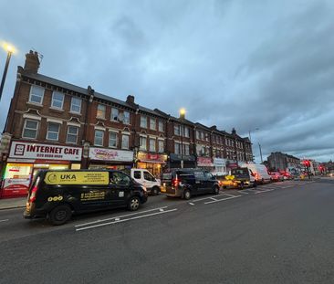 Room in a Shared Flat, Green Lanes, N13 - Photo 4