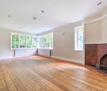 Hindhead Road, Hindhead, Surrey, GU26 - Photo 2