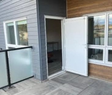 Second Floor at Soho Kelowna - Photo 3