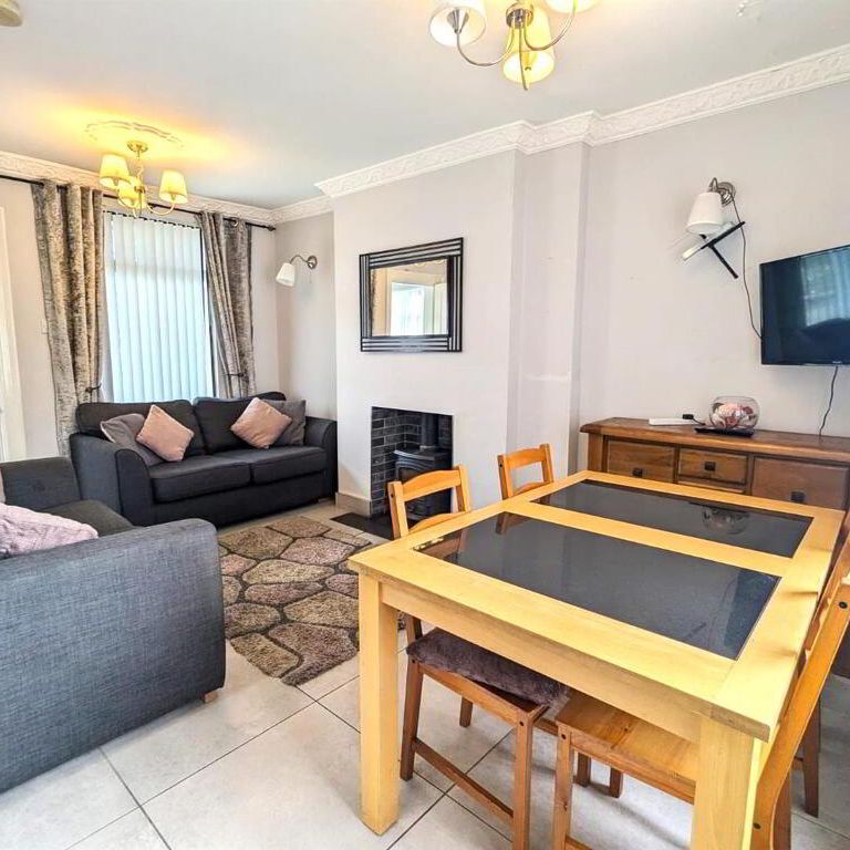 27 Bryansford Avenue, Newcastle, BT33 0AX - Photo 1