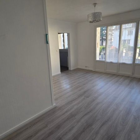 Location Appartement 1 pièce 27m² ORLEANS 45000 - Photo 1