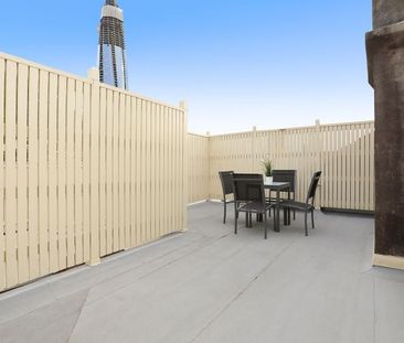 APARTMENT RICH IN HERITAGE CHARM | Furnished - Photo 5