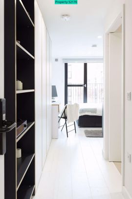 Studio to rent - Photo 1