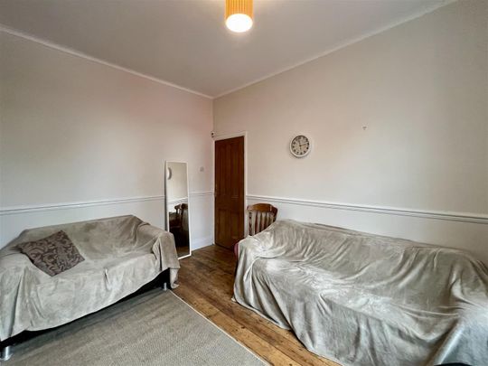 Ashleigh Grove, Jesmond - Photo 1