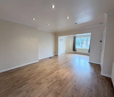 3 bedroom House To Let - Photo 4