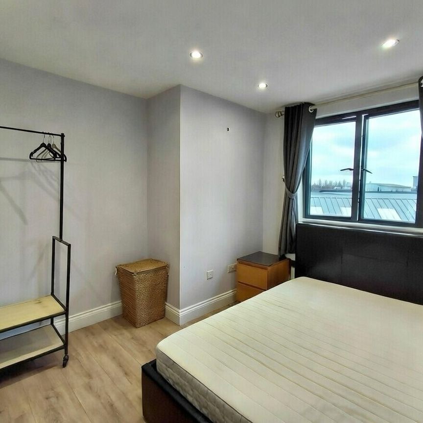 Dudden Hill Lane, Dollis Hill, London - Photo 1