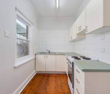 Prime Cooks Hill Living - Photo 2