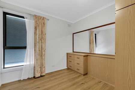 35 Mostyn Crescent, Salisbury East SA 5109 - Photo 4