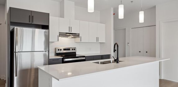 PURE (Gatineau) 921 Chemin Vanier 302 - Photo 2