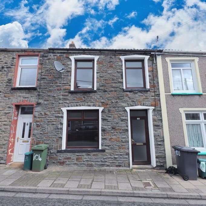 3 bedroom terraced house to rent - Photo 1