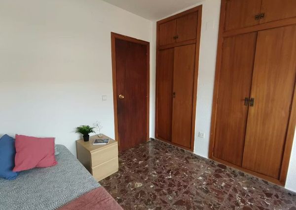 Carrer dIbi, Paterna, Valencian Community 46989