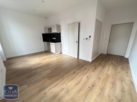 Location Appartement 1 pièce 27m² MULHOUSE 68200 - Photo 2