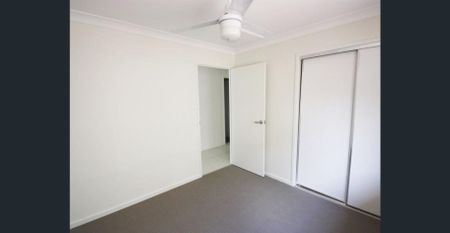 High up on the hill to catch the breezes - Photo 5