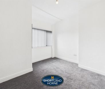 4 bedroom terraced house to rent - Photo 2