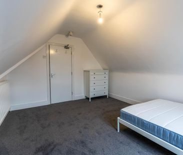 1 bedroom in a house share to rent - Photo 6