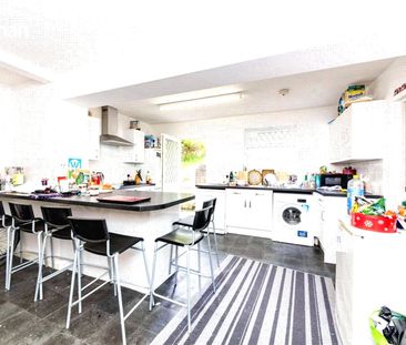 1 bedroom semi-detached house share to rent - Photo 2