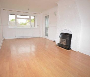 4 bedroom detached house to rent - Photo 2