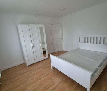 3 bedroom maisonette to rent - Photo 4