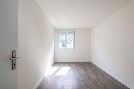 FAMILIARE 4.5 LOCALI A BIASCA - Photo 2