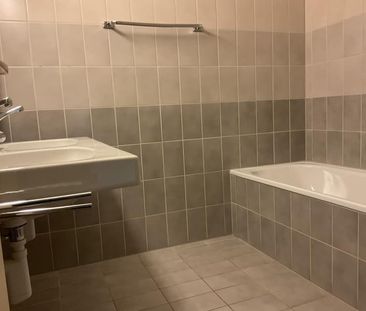 "Wohnung mit 2 Aussensitzplätze im Grünen in der nähe vom Bahnhof u... - Foto 1