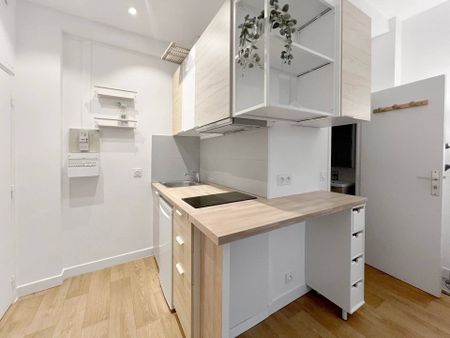 Rental Apartment Paris 15th Grenelle - Photo 2