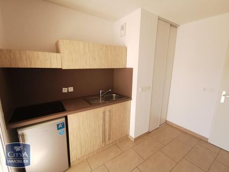 Location Appartement 2 pièces 34m² PERPIGNAN 66000 - Photo 2