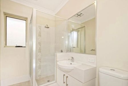 Heathridge - Photo 5