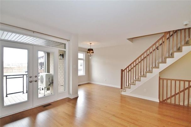 For Lease - 110 Stockholm Private, Blossom Park - Airport and Area, Ontario - Photo 1