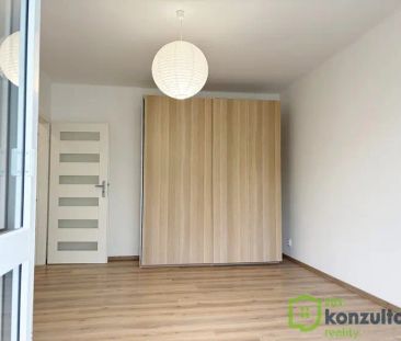 Pronájem moderního bytu 2+kk s lodžií a výhledem do zeleně, Ostrava... - Photo 4