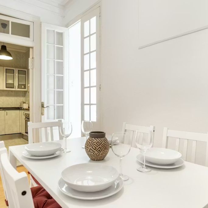 Carrer del Rosselló, Barcelona, Catalonia 08008 - Photo 1