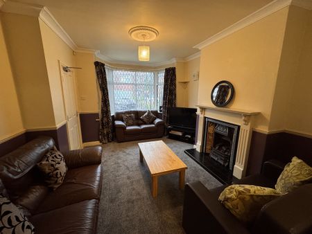 Coniston Drive, Tang Hall - P1022 - Photo 2