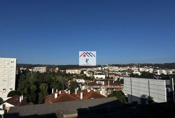 Apartamento T4 em Coimbra