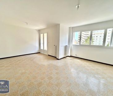Appartement à louer 3 pièces 70.2m² - Photo 2