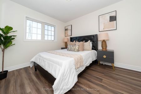 For Lease - 3424 Angel Pass Drive, Mississauga, Ontario - Photo 2