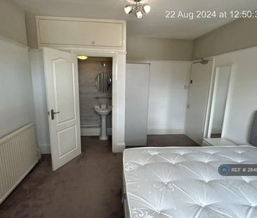 13 bedroom detached house to rent - Photo 6