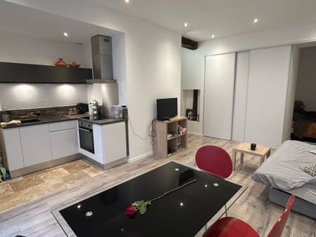 Location Appartement 1 pièces 35 m2 à Chartres - Photo 2
