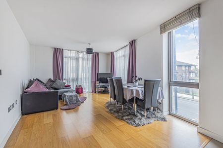 Woolwich Road, London, SE10 - Photo 2