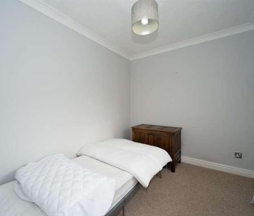 Alder Avenue, Maryport, CA15 - Photo 4