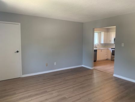 For Lease - 22 Dacotah Street Unit# 1, St. Catharines, Ontario - Photo 3