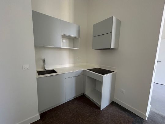 Location Appartement 2 pièces 62m² - Photo 1