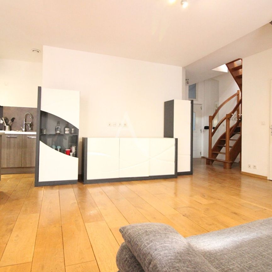 Location Appartement 2 pièces 66m² - Photo 1
