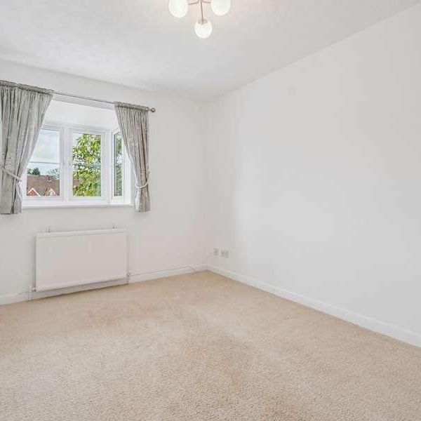 Wycombe Road, Prestwood, HP16 - Photo 1