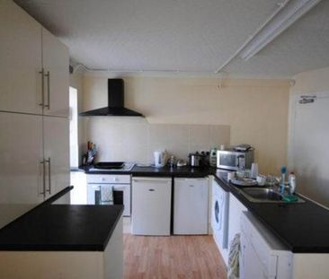 2-4 Becketts Park Road, Leeds, LS6 3PG - Photo 2